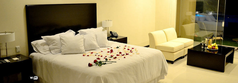 Sun Hotel Warnes Kültér fotó